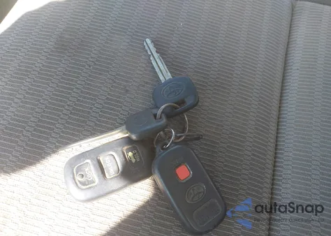 2005 Toyota Camry Le from USA, damaged, VIN 4T1BE32K35U433527